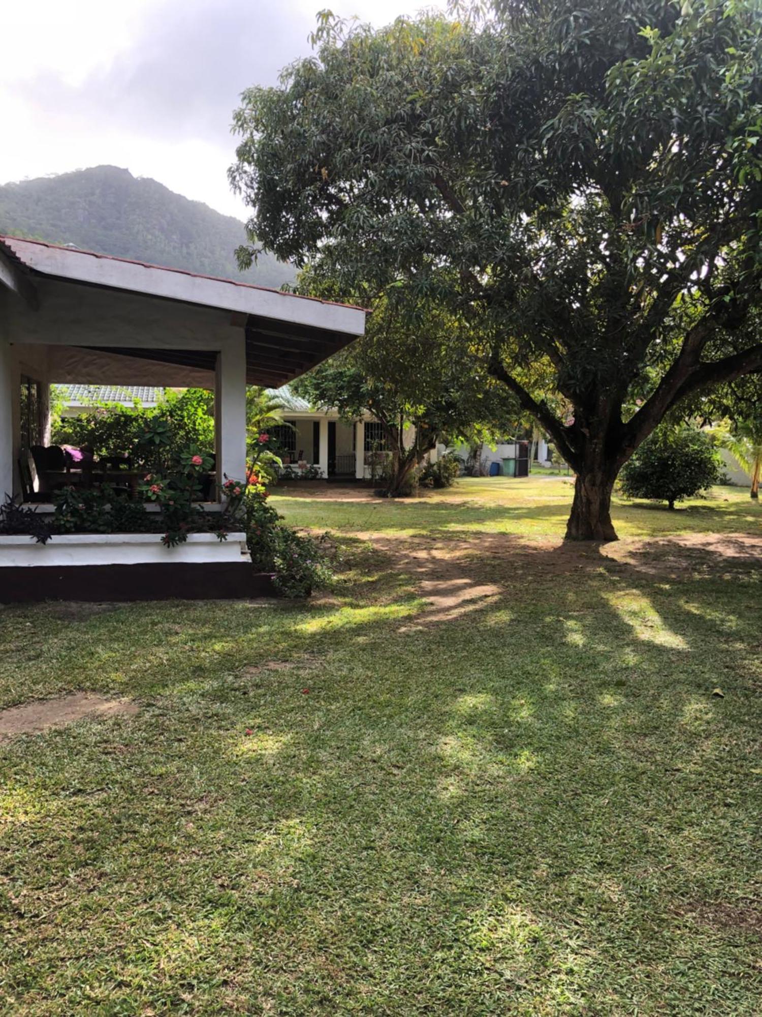 Hcs Bungalows Turtle Bay Rustic Bungalow Au Cap Екстер'єр фото